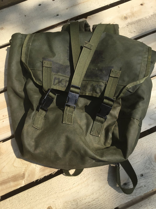 Vintage Canadian Forces NBC / Recon Pack