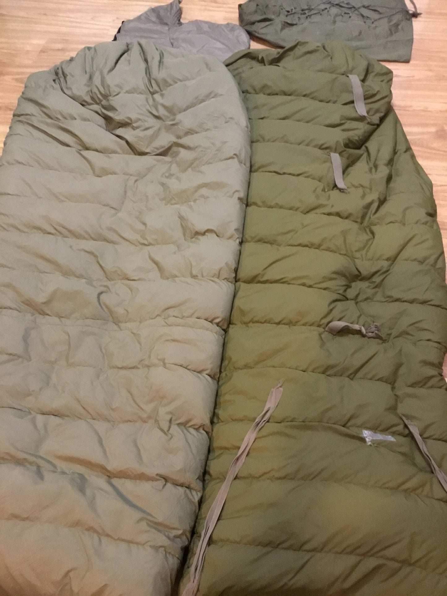 Canadian  Military 5 piece Arctic Sleeping Bag