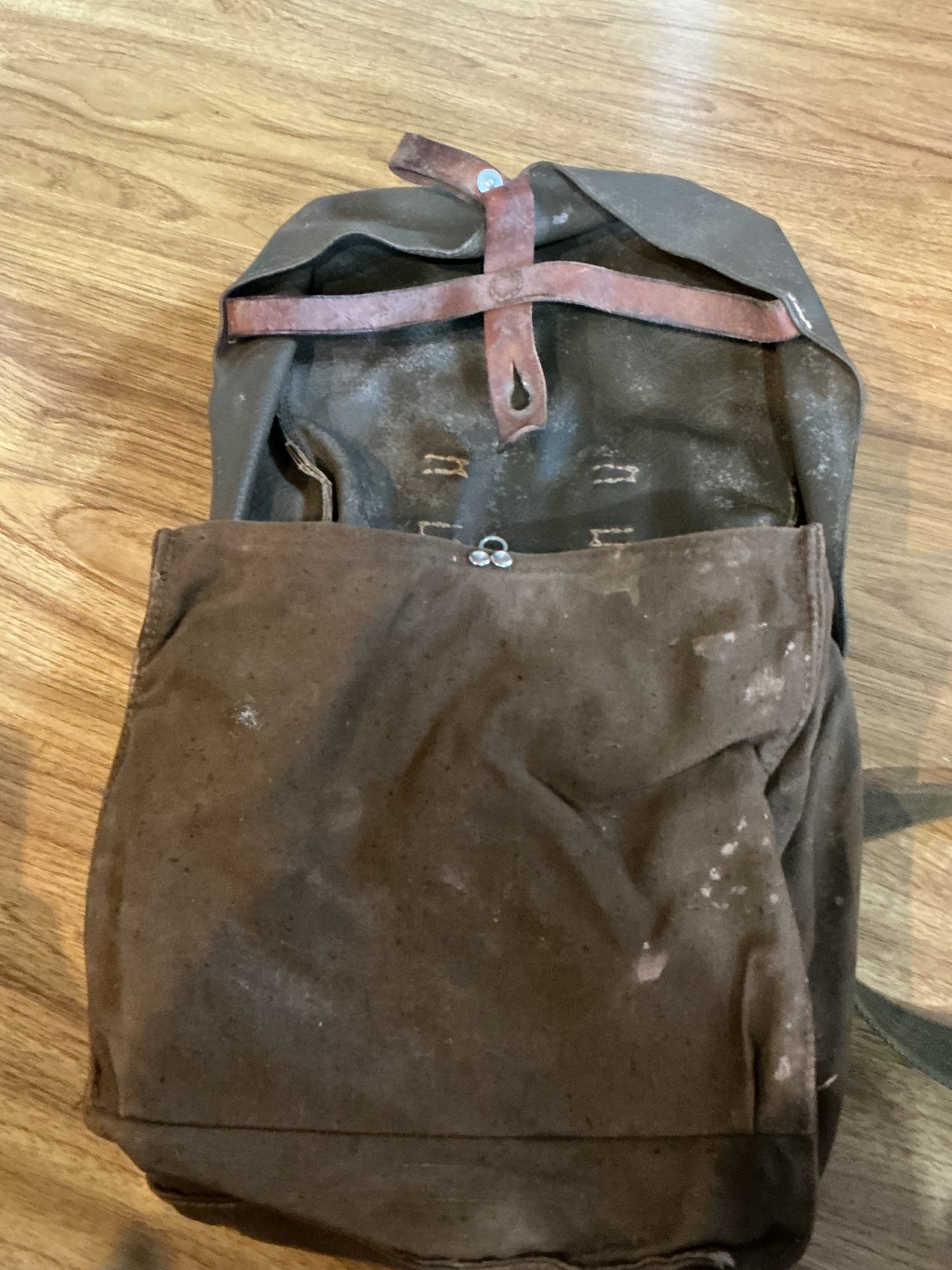 Vintage Swiss Military canvas and leather Bread bag/shoulder bag