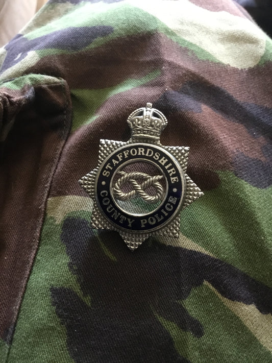 Staffordshire County Police Senior Officer's Enamelled Cap Badge - King's Crown