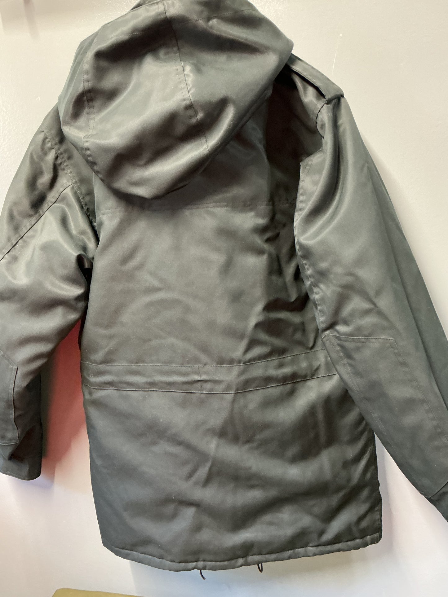 Canadian Military Winter Parkas Small -tall 73/36
