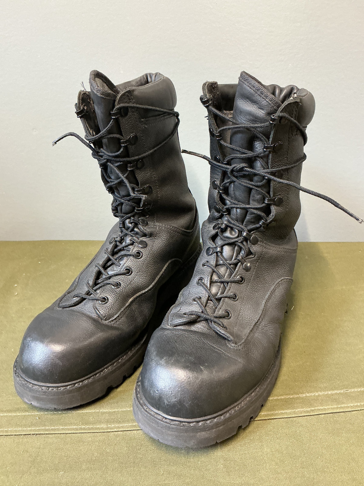 Canadian Military Wet Weather Combat Boots Size 11