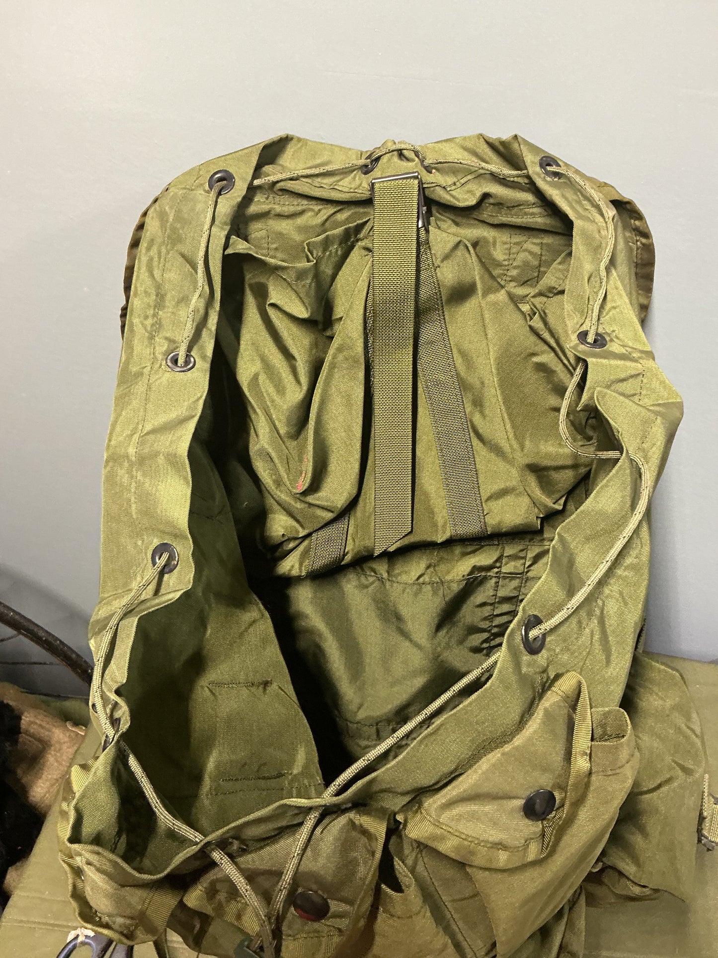 large U.S. Alice Pack with Frame