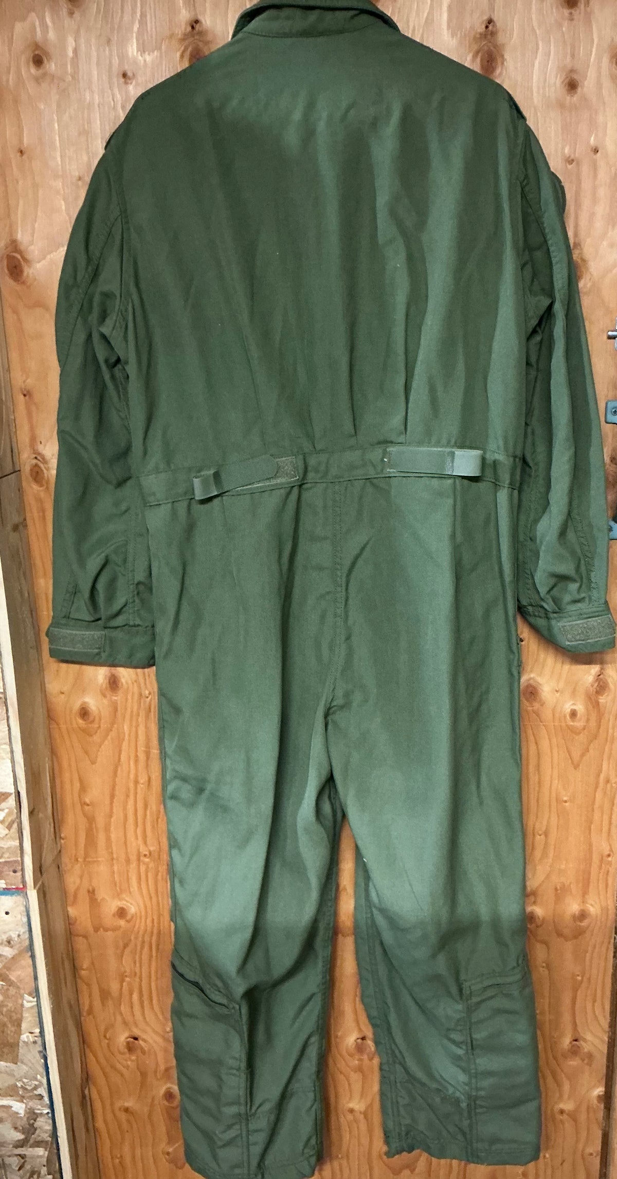 Canadian Forces Flight Suit 67/40 or Medium short