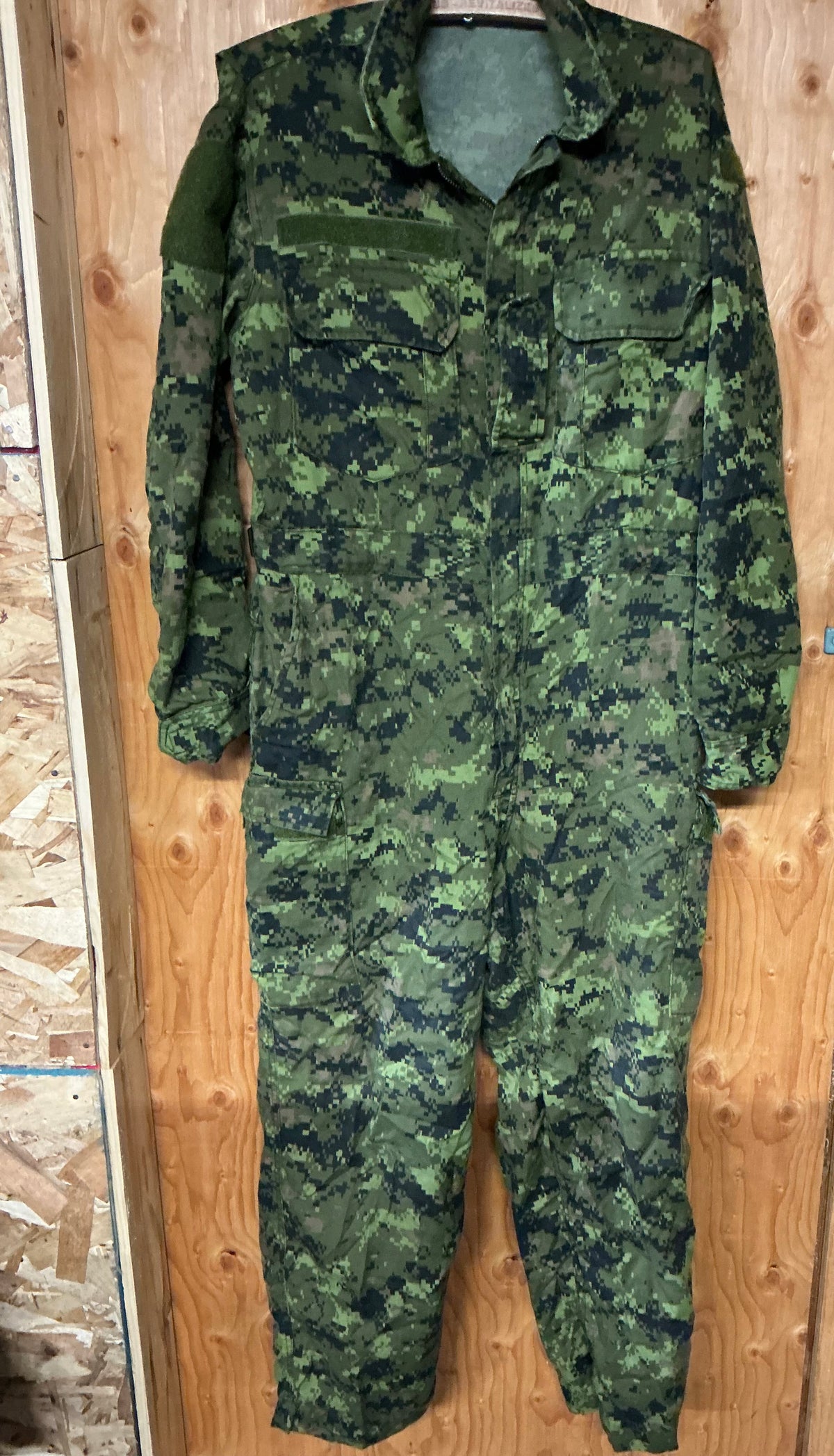 Canadian Forces Cadpat  Pattern Coveralls Size Medium Short or 67/40