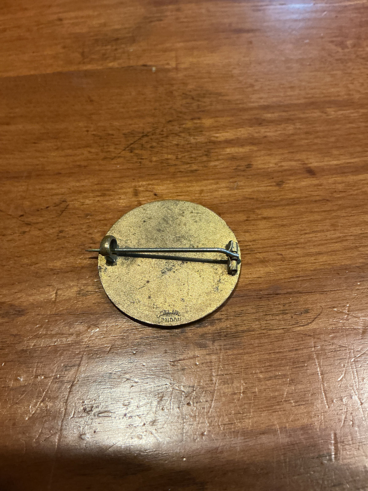1906 N.E.C.M Pin Nil Desperandum