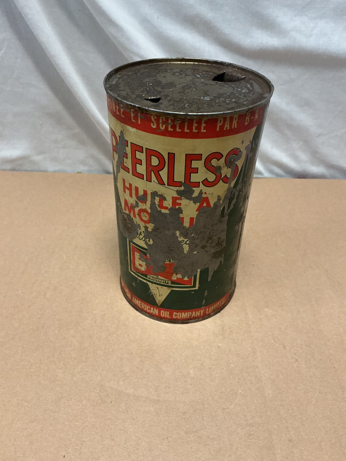 Vintage B-A Peerless motor oil 1 quart-British American oil can