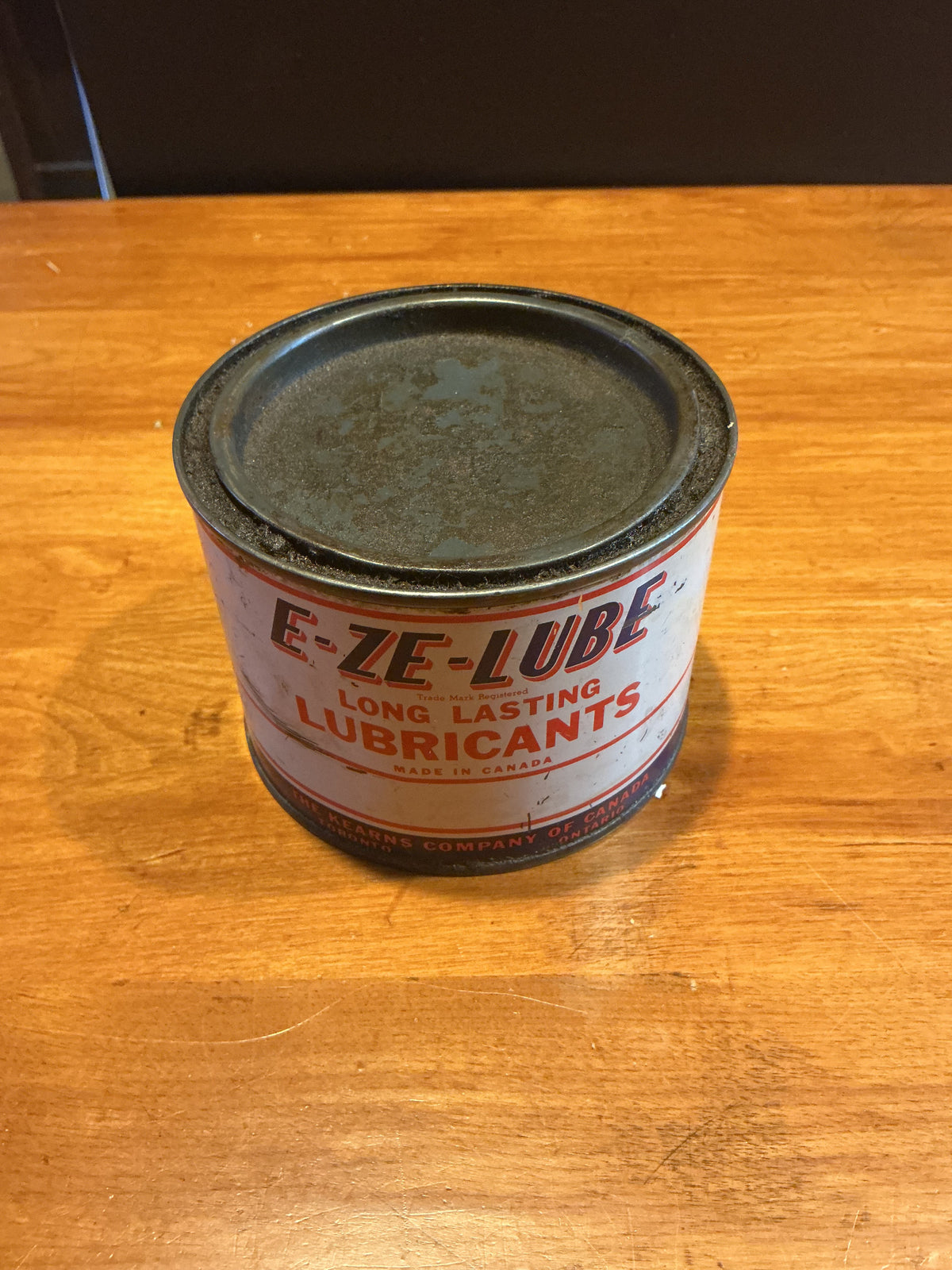 E-ZE-LUBE LONG LASTING LUBRICANTS TIN