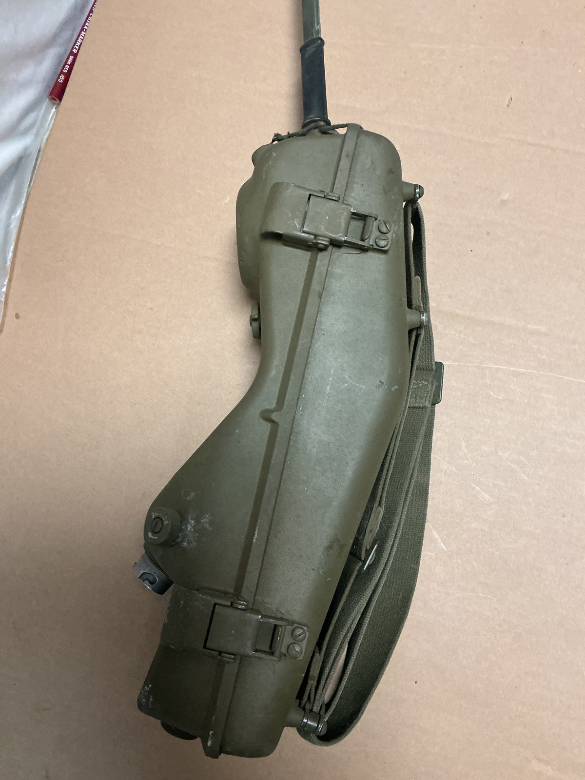 Early U.S. MILITARY Military RT-196 PRC-6 receiver/ transmitter Radio , aerial unscrews