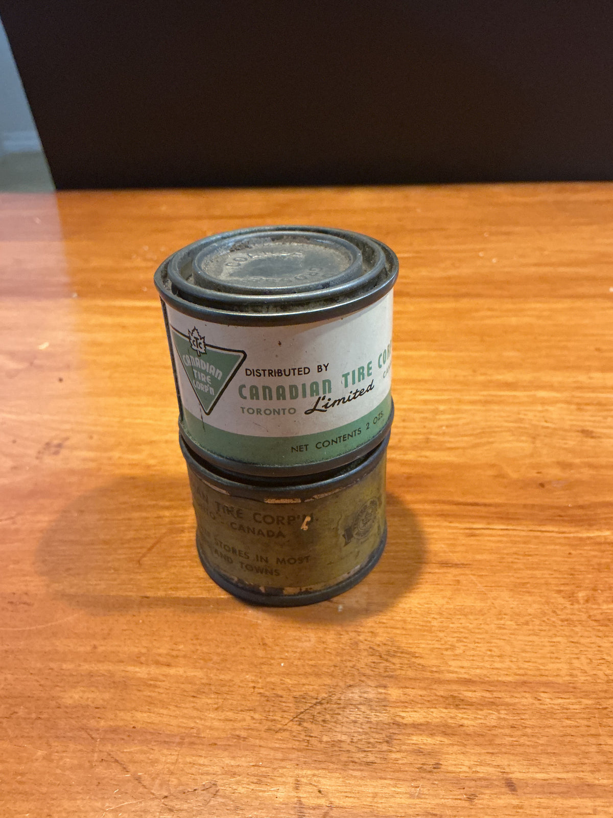 2 Vintage Canadian Tire Valve Grinding Compound Tins