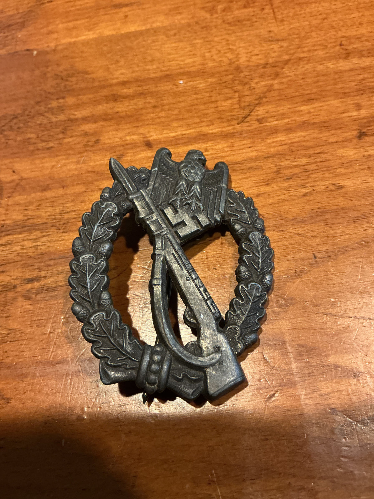 WW11 REPRODUCTION GERMAN  Infantry Assault Badge/Pin