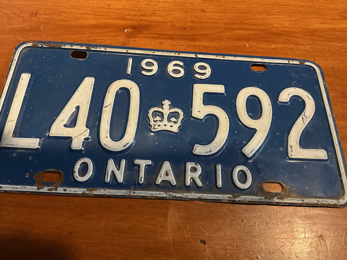 1969 Ontario License Plate L40 592