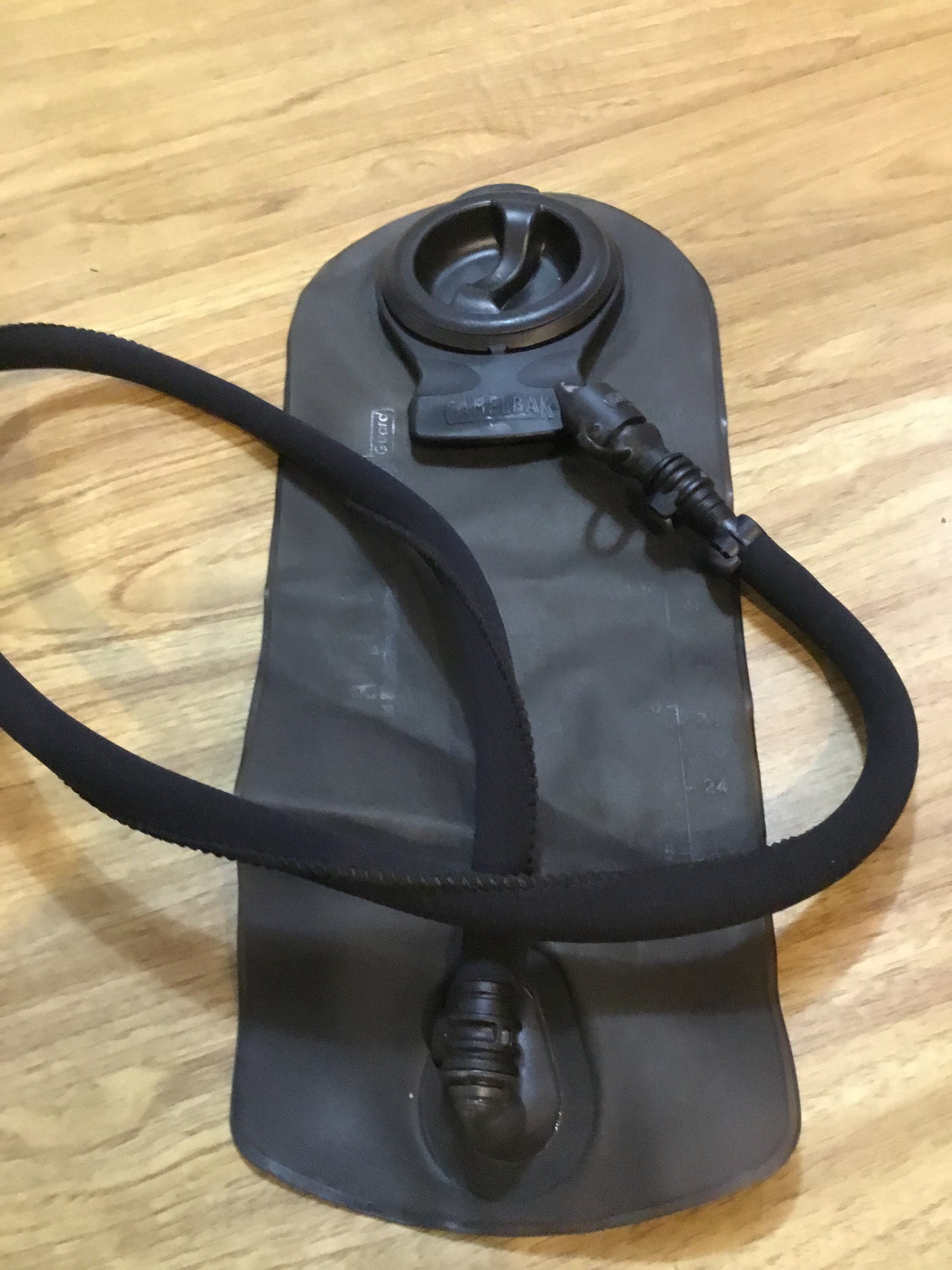 CAMELBAK 2L BLADDER with hose