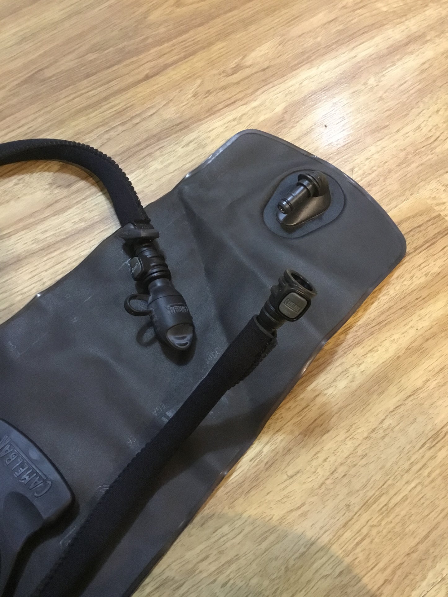 CAMELBAK 2L BLADDER with hose