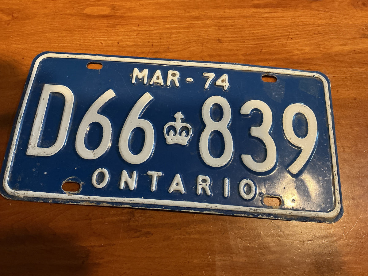 Mar 1974 Ontario License Plate D66👑839