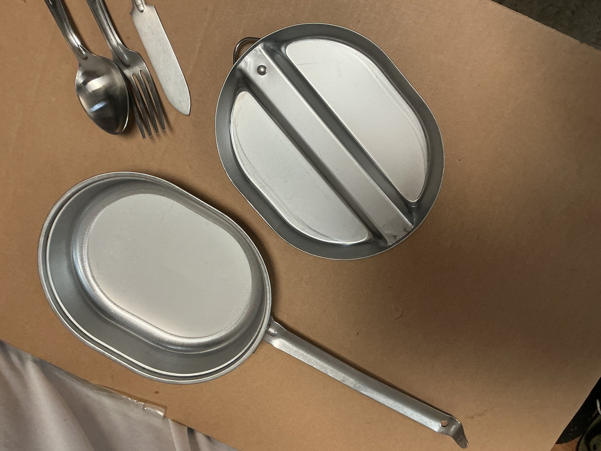 U.S. Military Stainless Mess Kit with Utensils