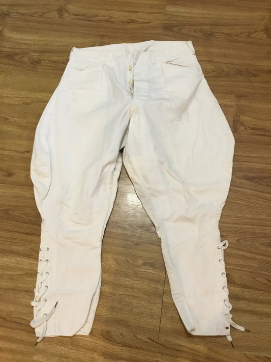 Men’s pantaloon pants