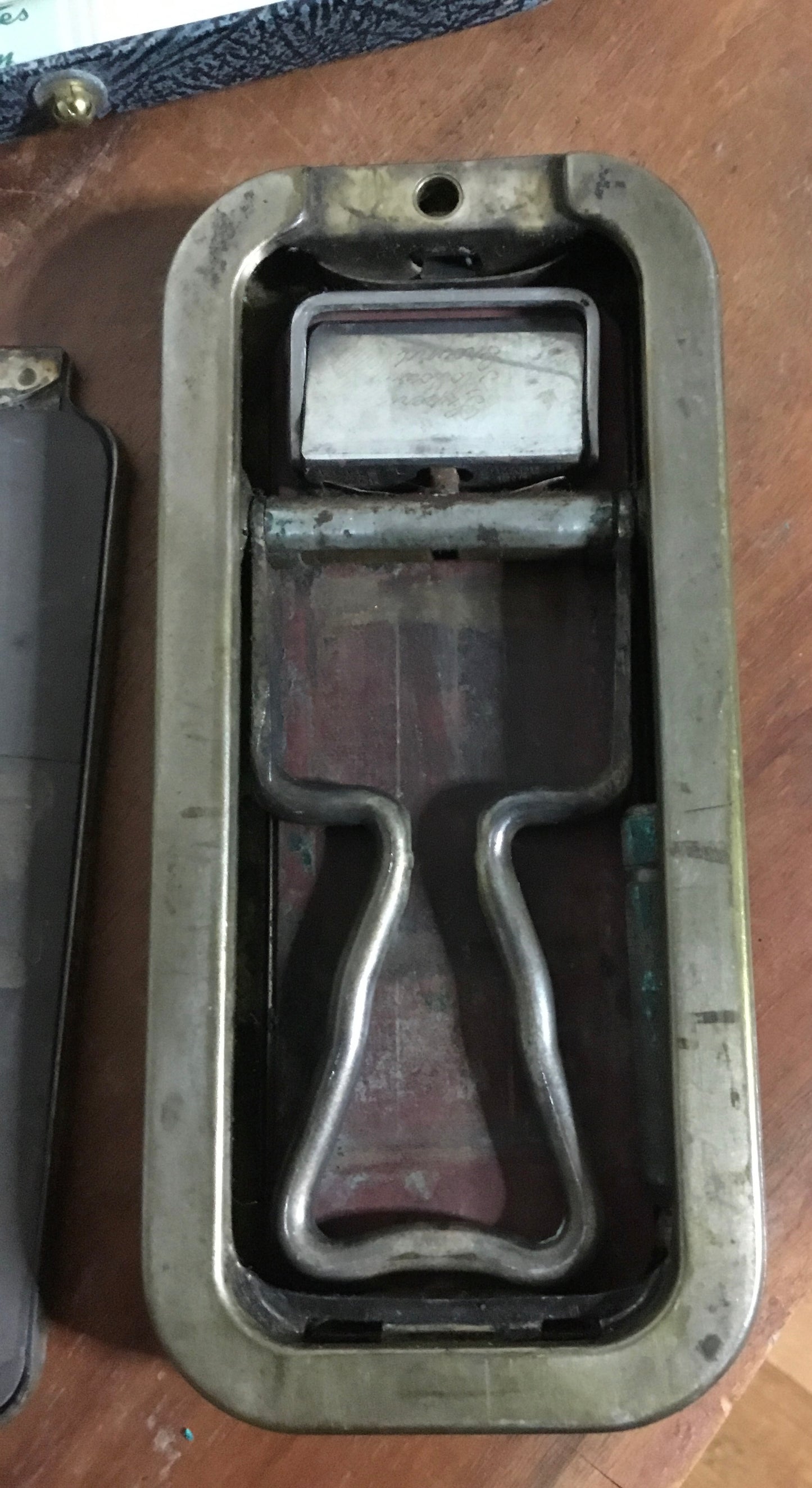 Antique rolls razor complete with box