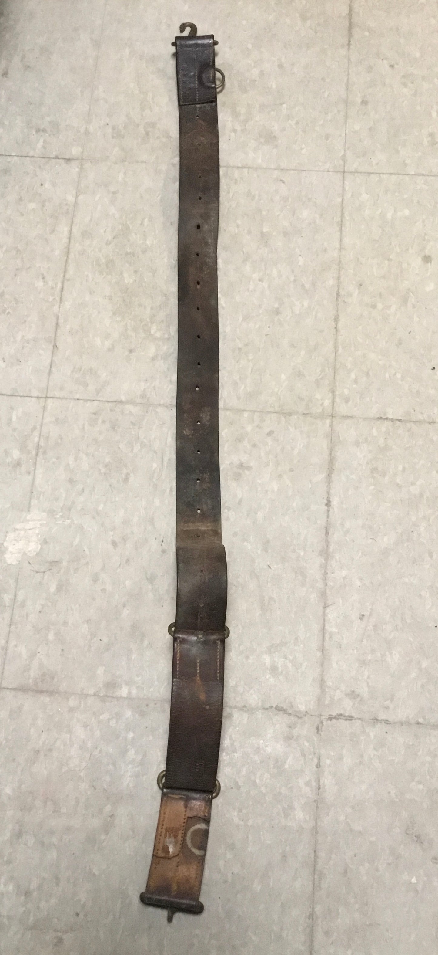 WW1 Canadian Officers leather snake belt