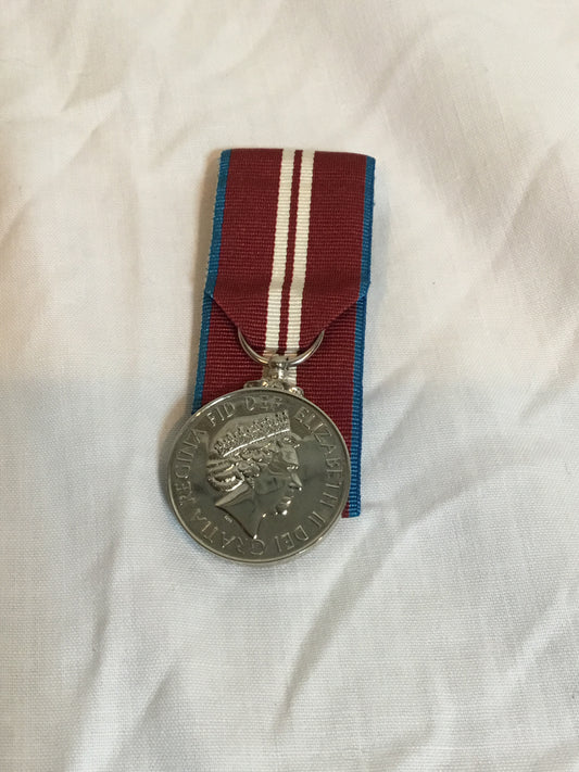 Queens diamond jubilee medal full size 1952 to 2012 copy