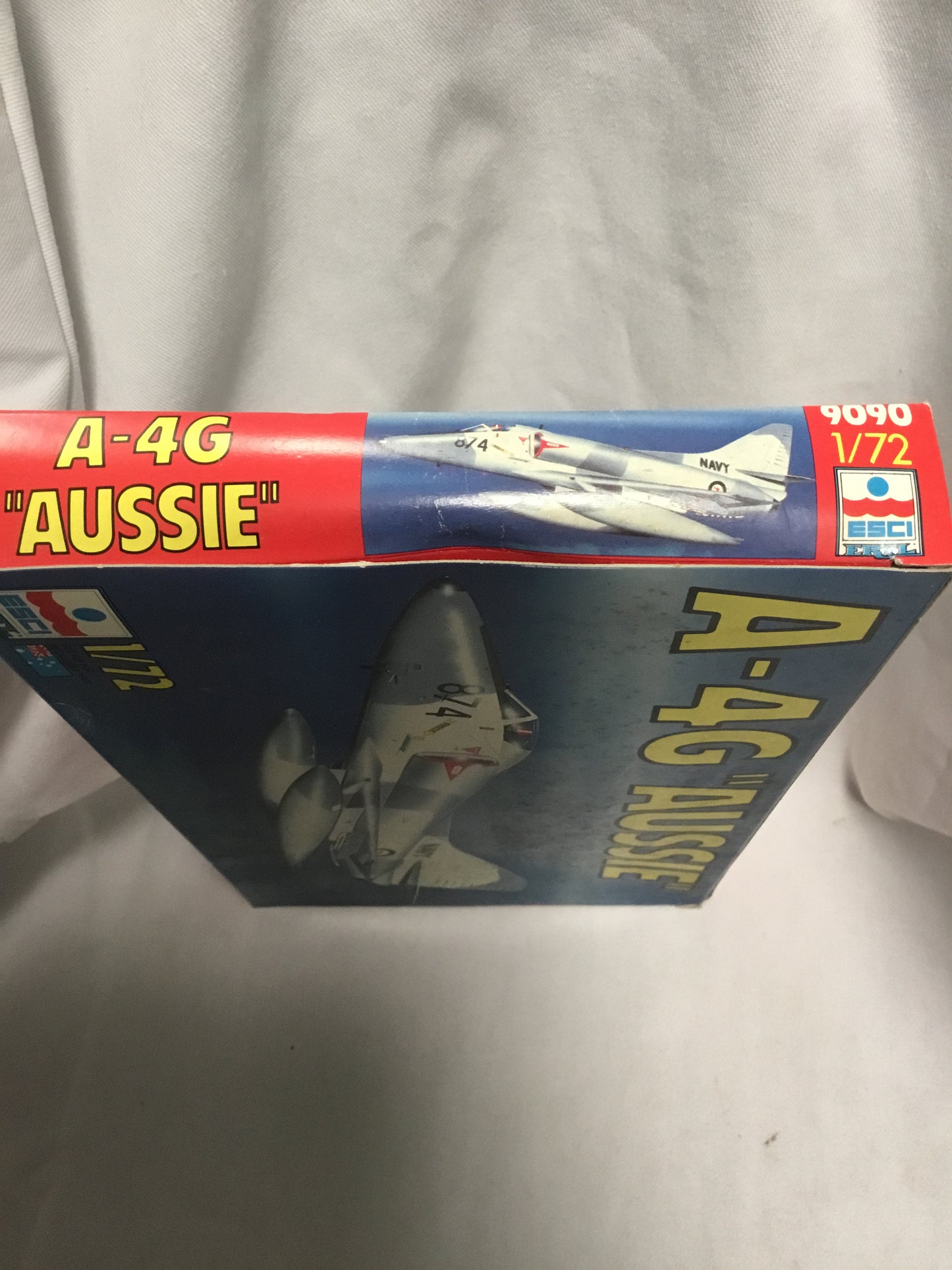 Vintage A-4G Aussie model kit 1/72 Scale