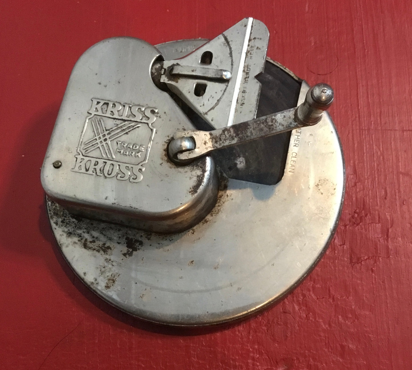 Vtg 1920s Kriss Kross Stropper Razor Blade Sharpener