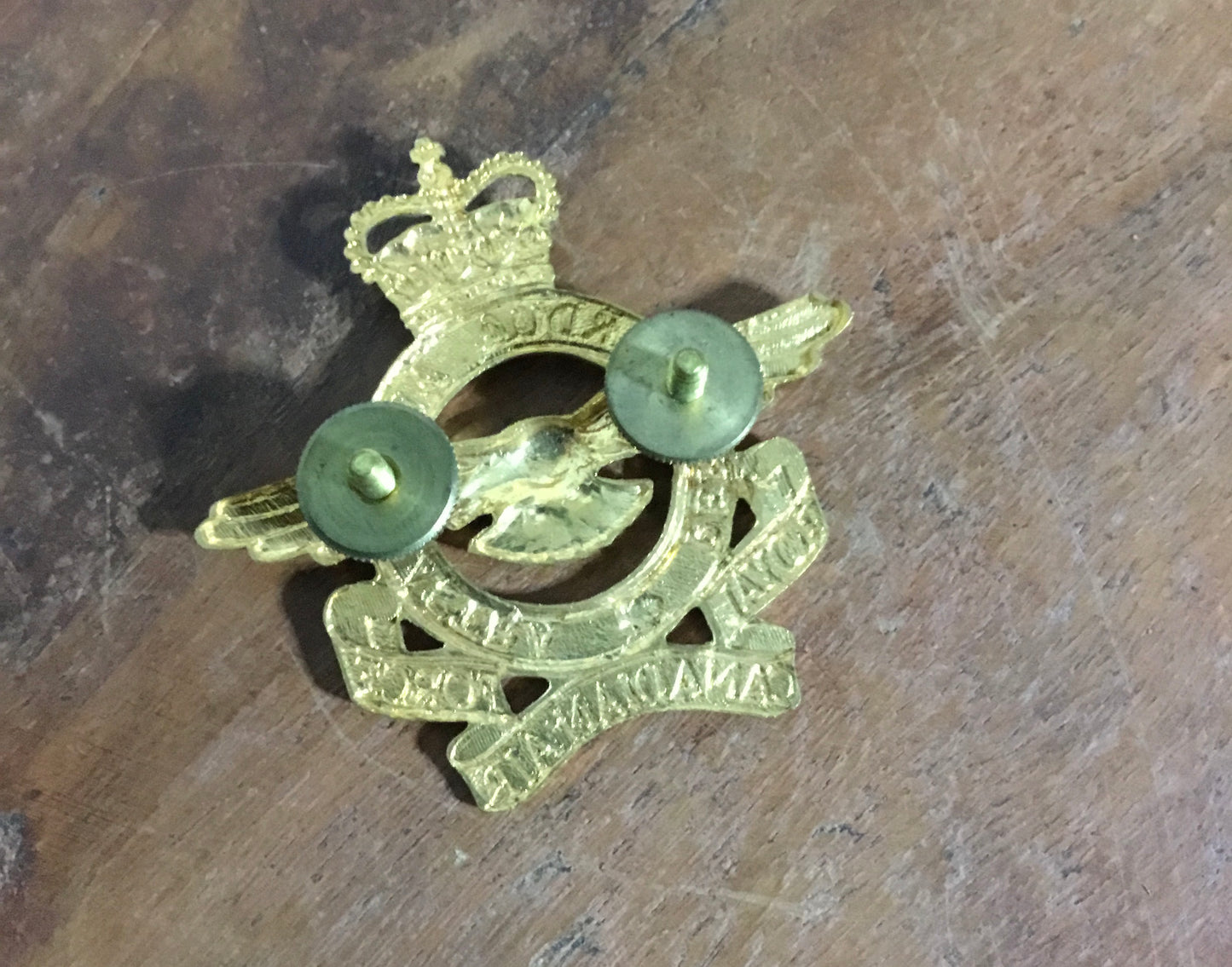 Royal Canadian Airforce cap badge