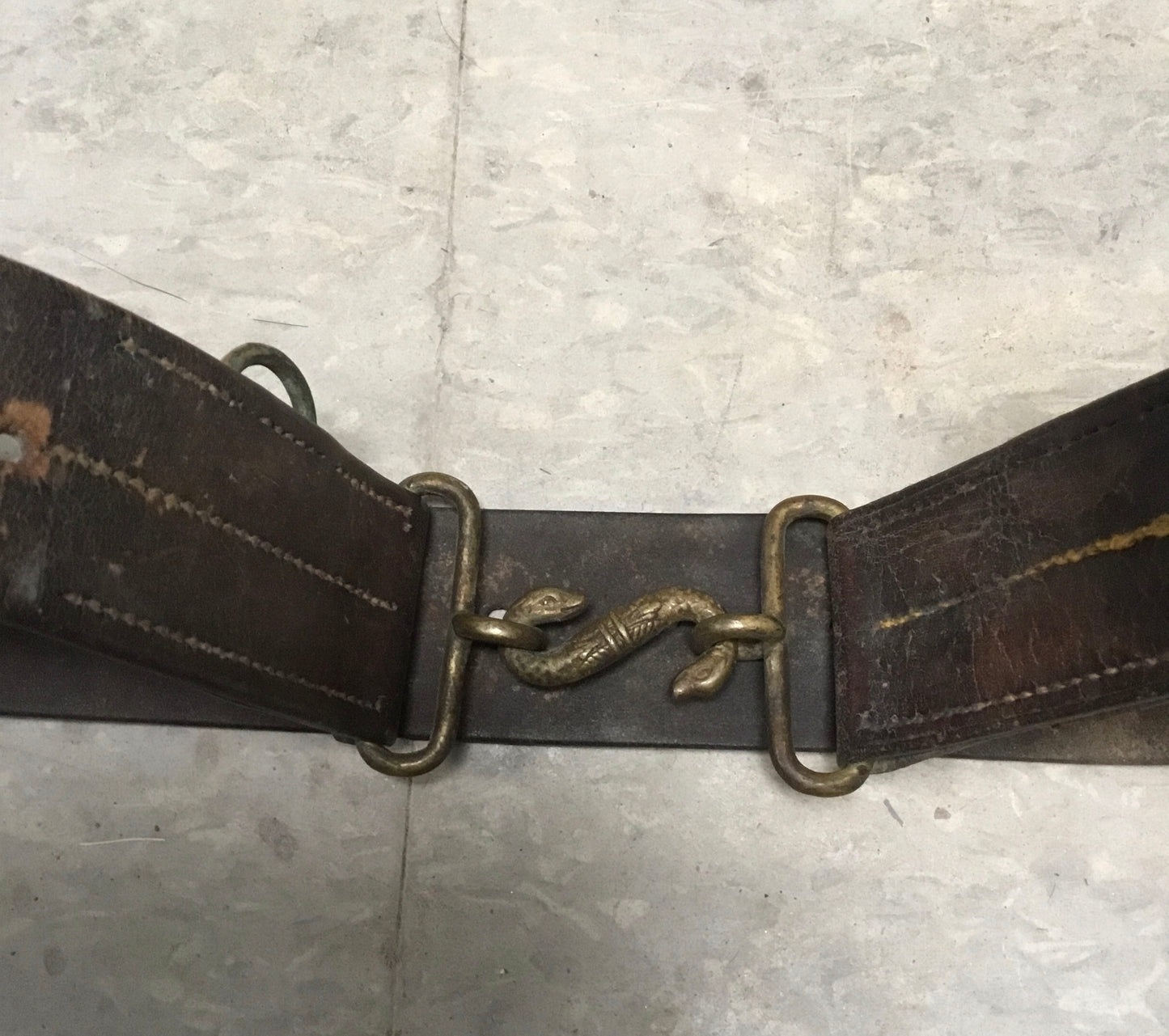 WW1 Canadian Officers leather snake belt