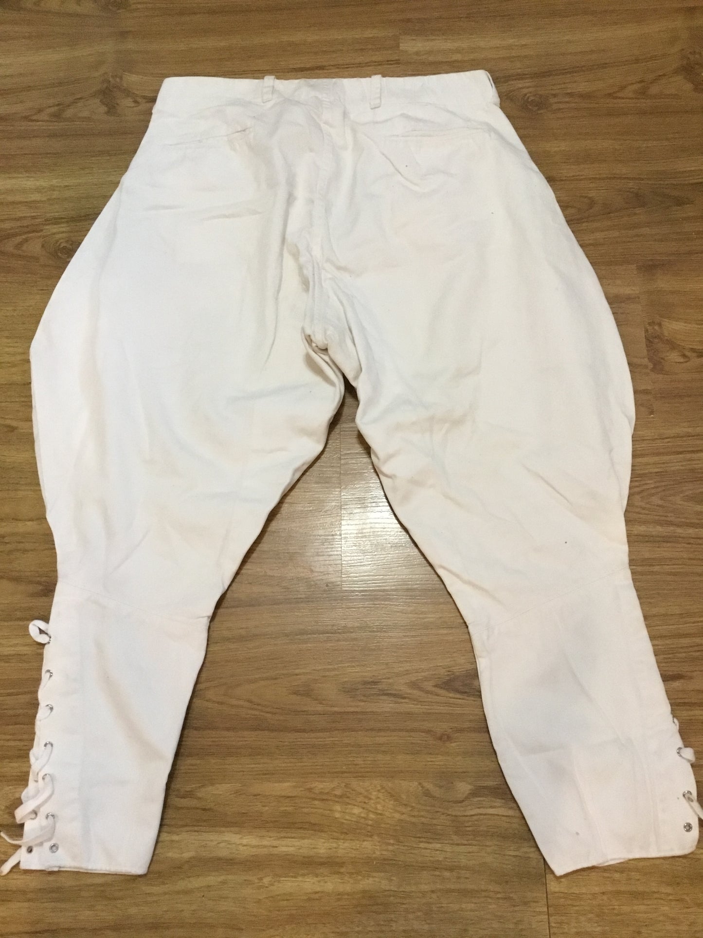 Men’s pantaloon pants