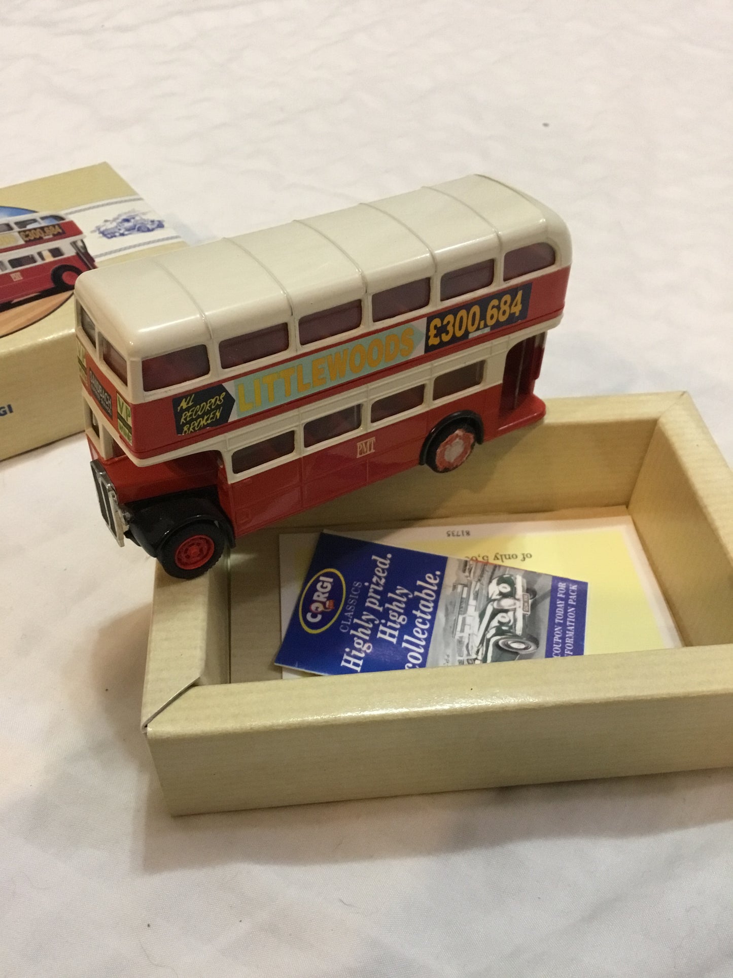 Corgi AEC REGENT PMT Double decker Bus