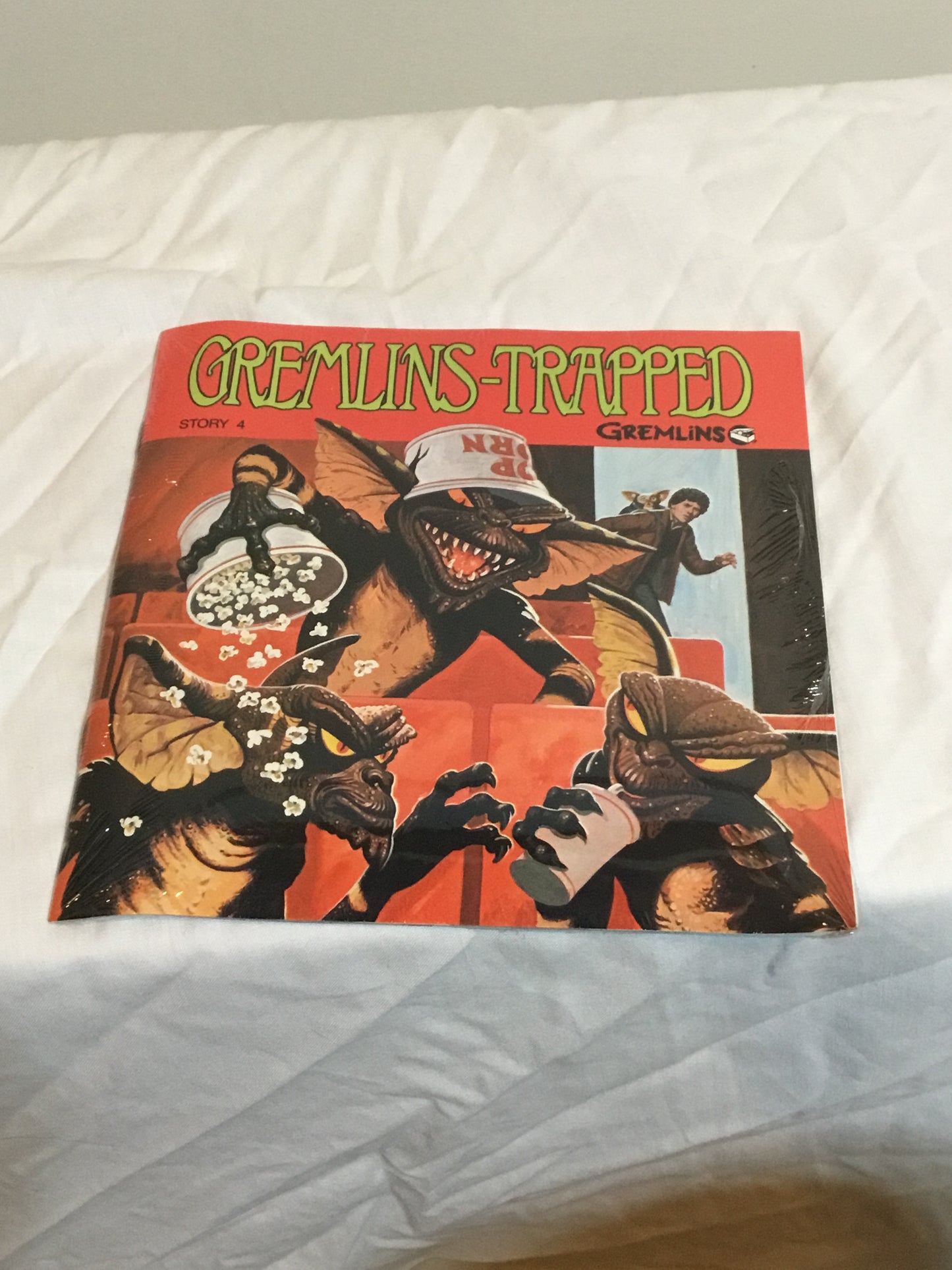 1980s Gremlins trapped Story 4 Book and Record set