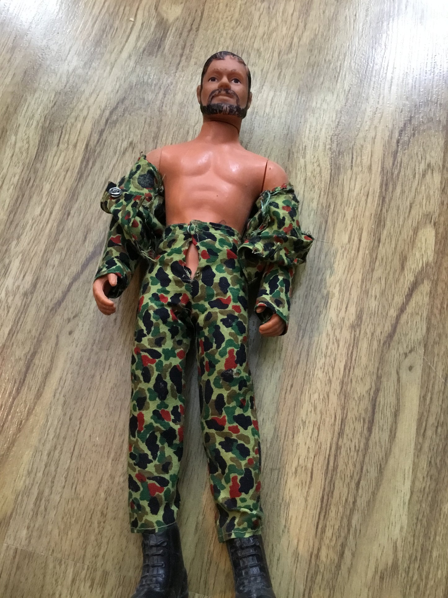 VINTAGE 12 INCH BOOTLEG GI JOE FROM THE MID 1970s MILITARY ARMY SOLDIER BLOW-MOLD ACTION FIGURE HONG KONG