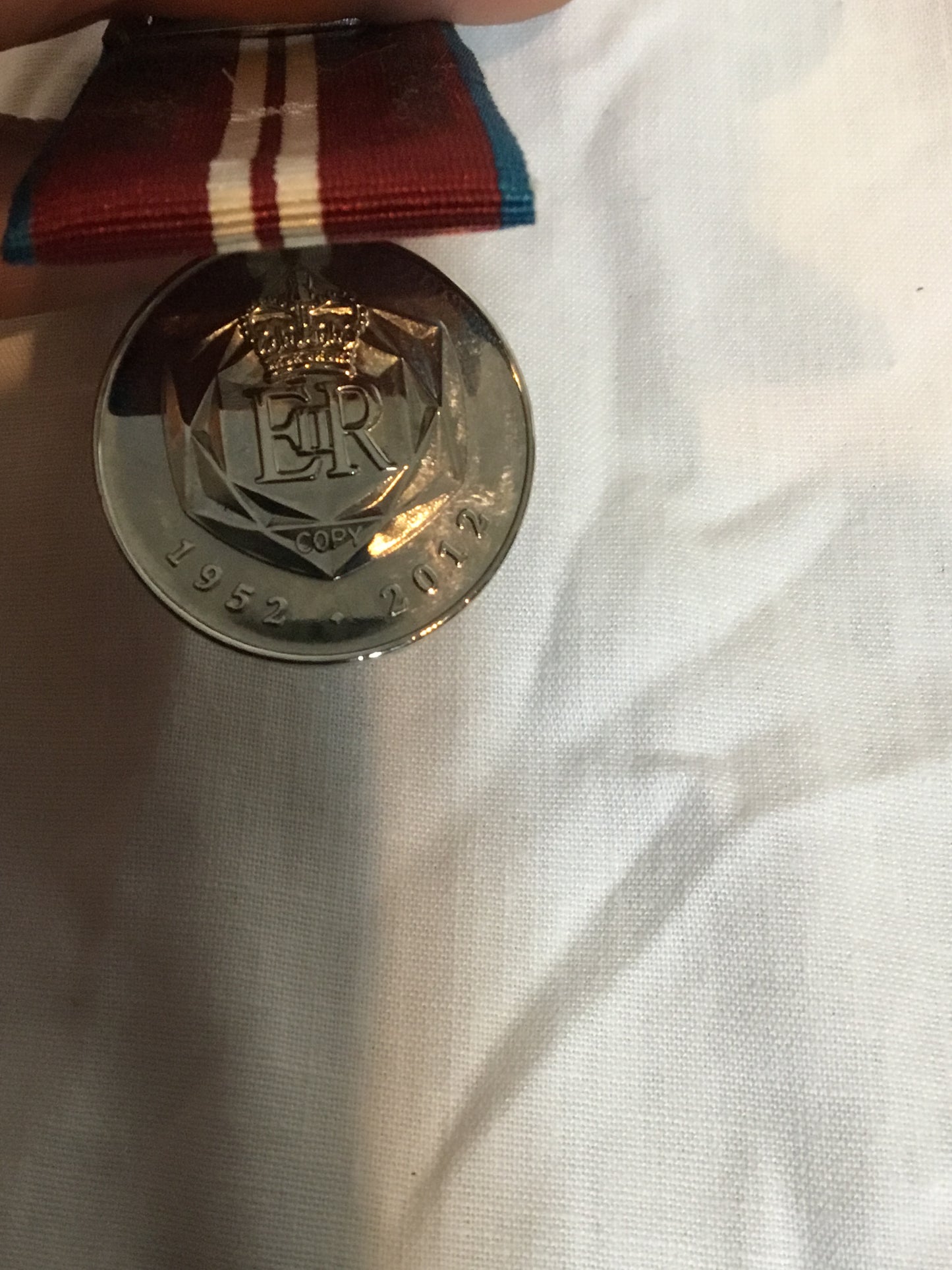 Queens diamond jubilee medal full size 1952 to 2012 copy